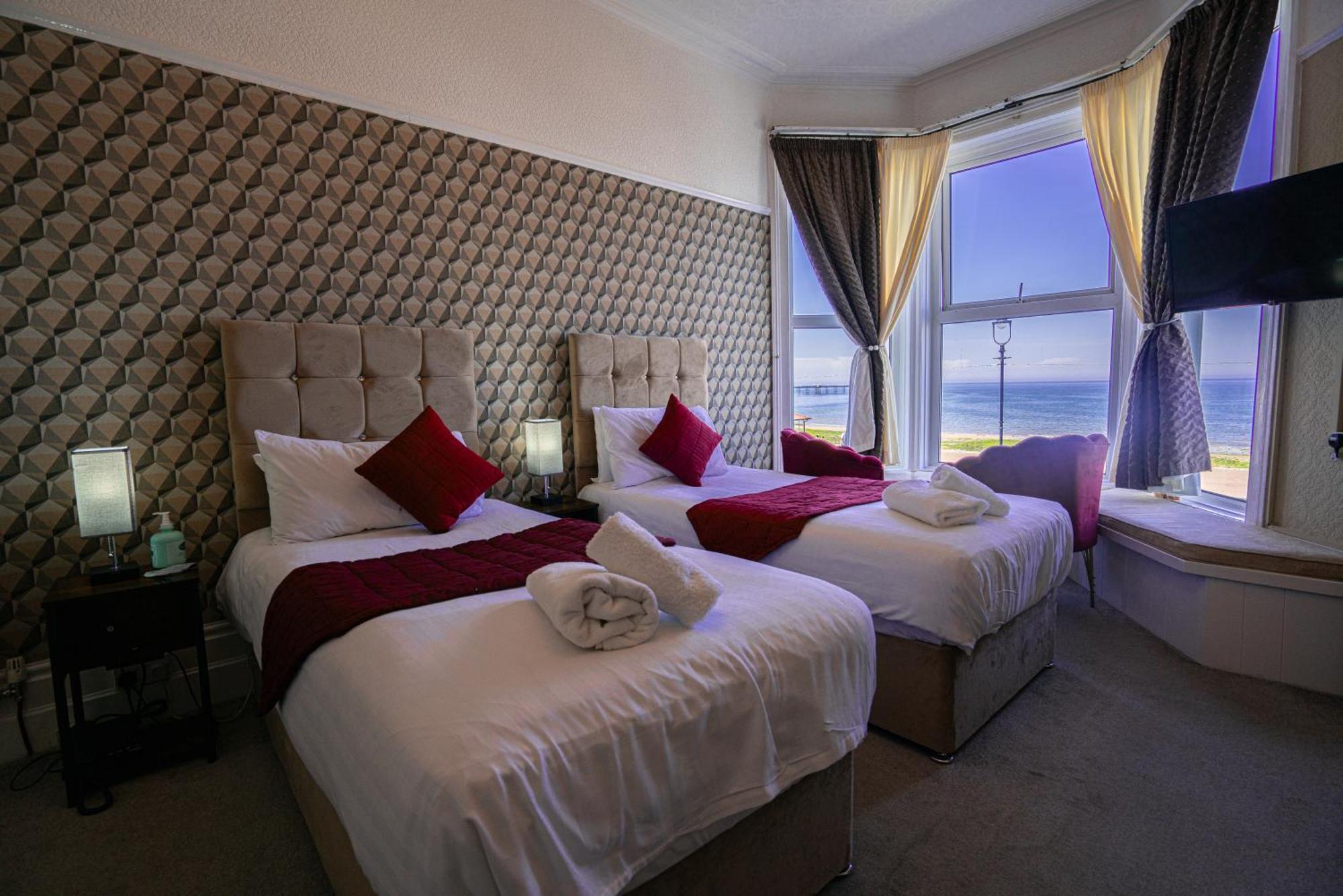 The Central Hotel Llandudno Esterno foto