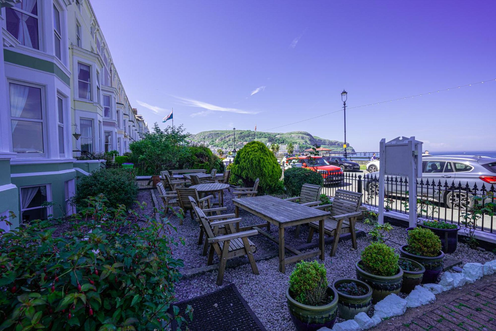 The Central Hotel Llandudno Esterno foto