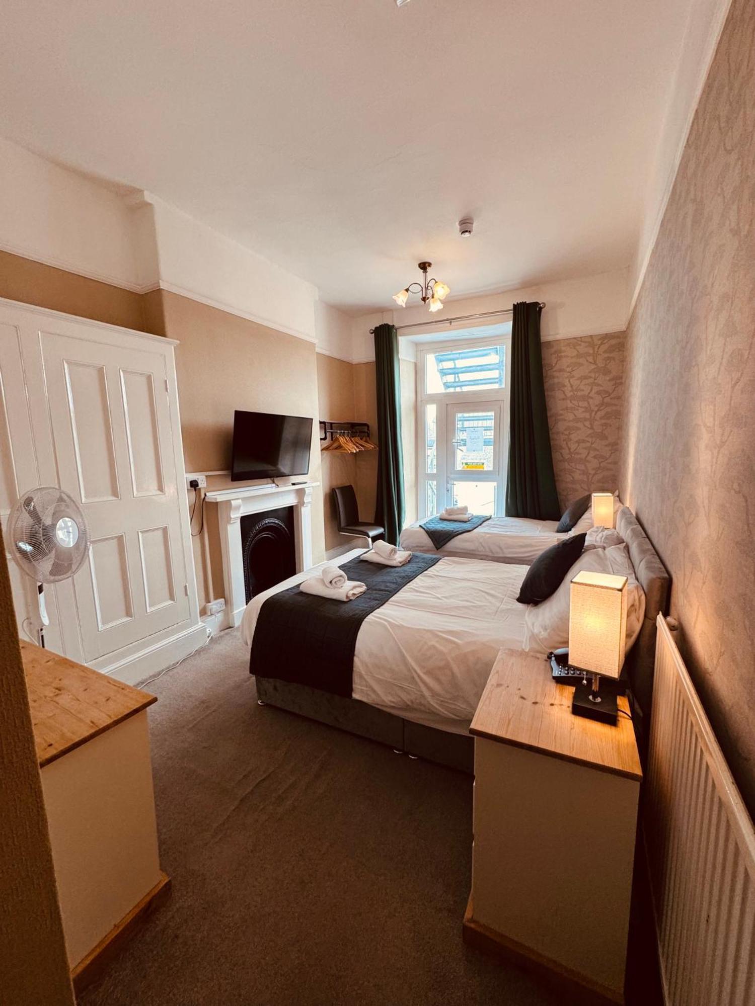 The Central Hotel Llandudno Esterno foto