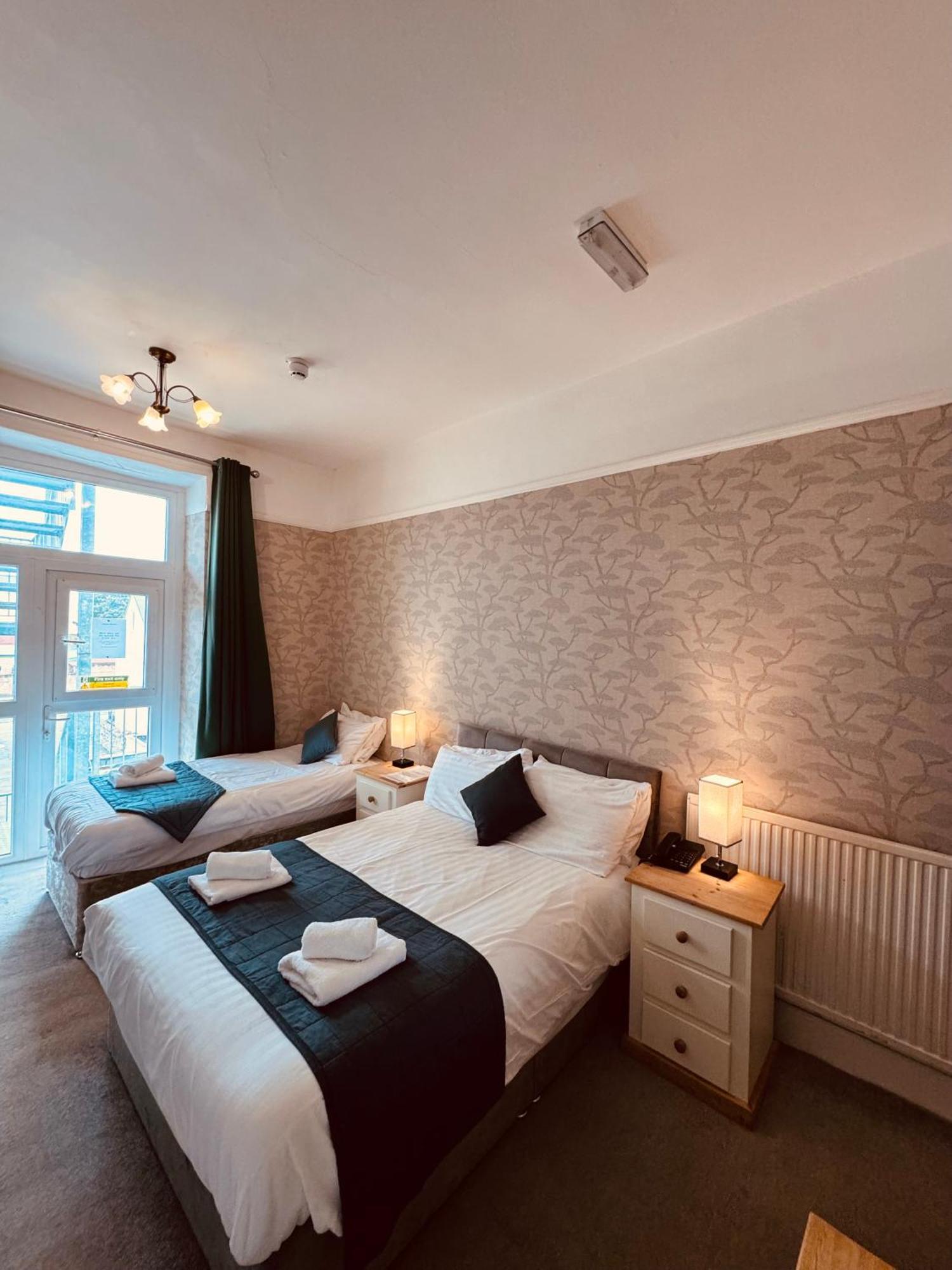 The Central Hotel Llandudno Esterno foto